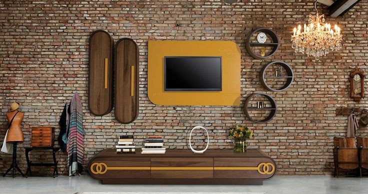 Media Well Décor