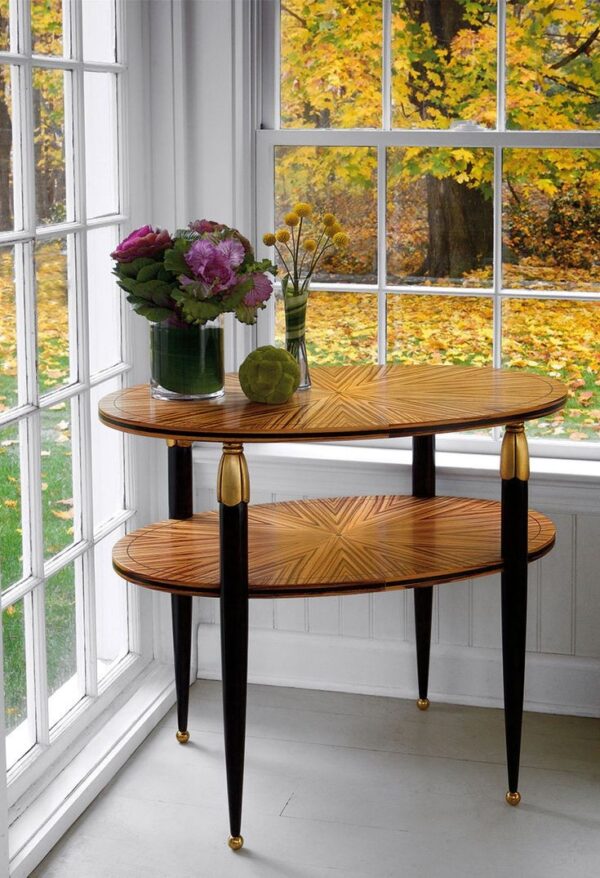 Classical Sidetable