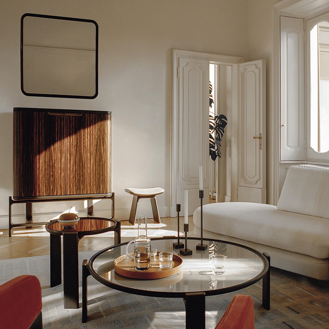 Luxury Round Nesting Coffee Table Set - Image 2