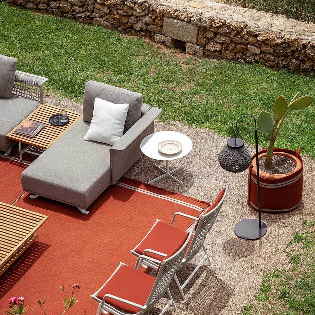 Modern Round White Coffee Table - Image 4